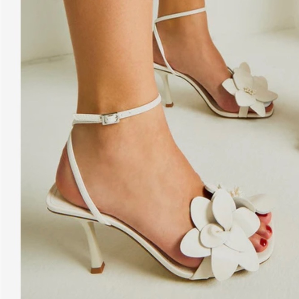 Steve Madden Amani Ankle Strap Sandal size 8.5